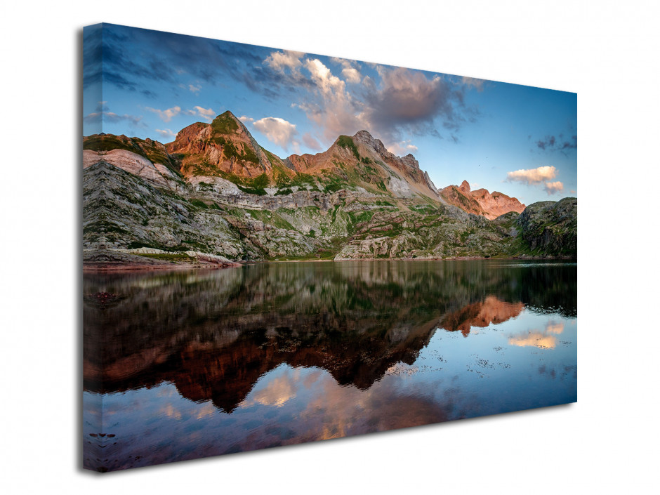 Tableau toile deco REFLET SUR LE LAC D'ESTAENS