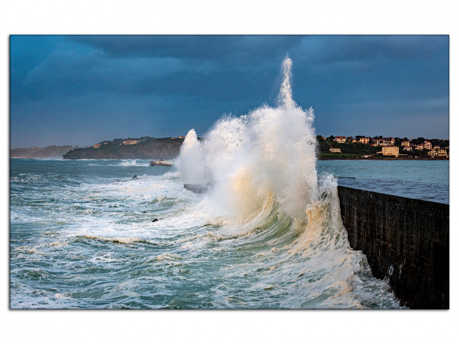 Tableau aluminium Grosse vague dans le Pays Basque