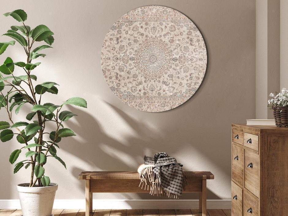 Tableau rond - Sand carpet - worn Persian carpet with rich decorative motifs